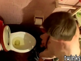 Full length free gay pissing galleries and rough sex movies with solo masturbation and pissing scenes.