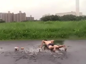 Sutehages fireworks display is so hot it is erotic.